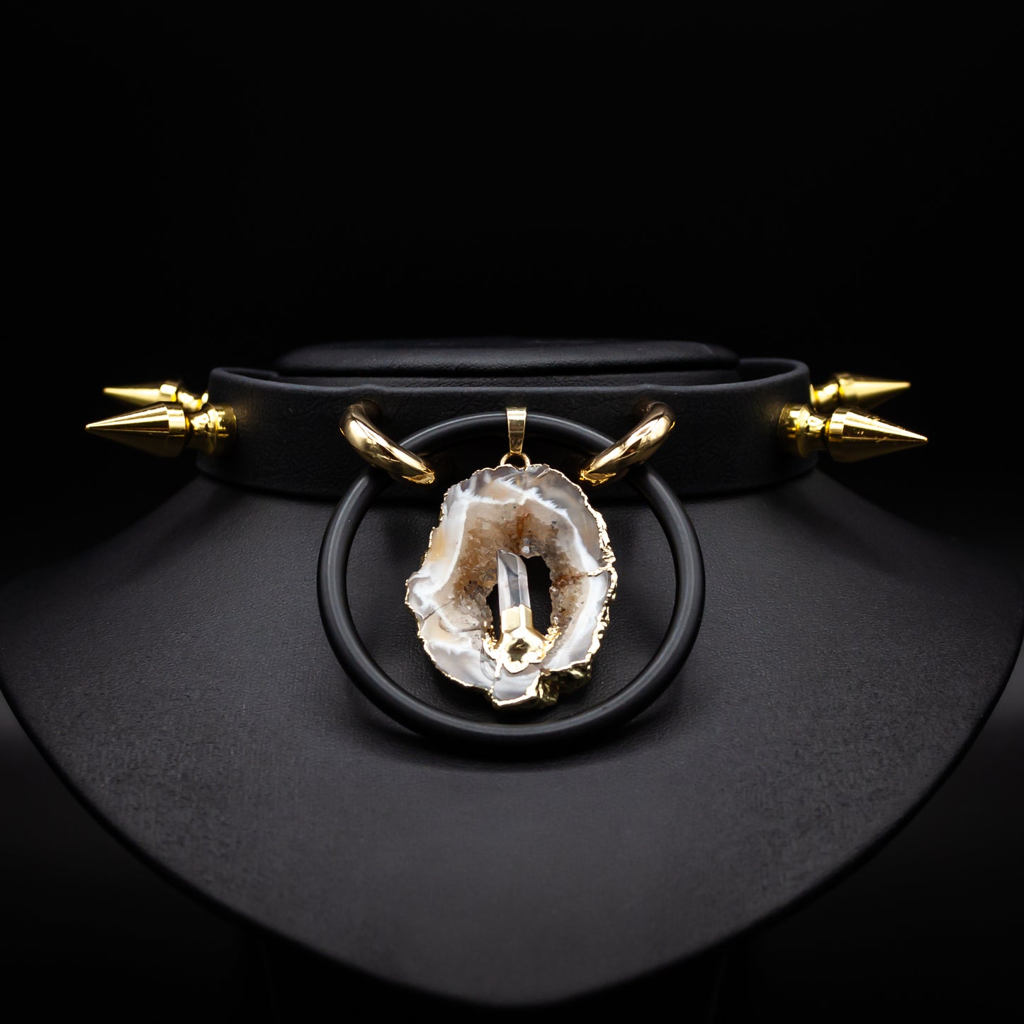 OGUN Collar