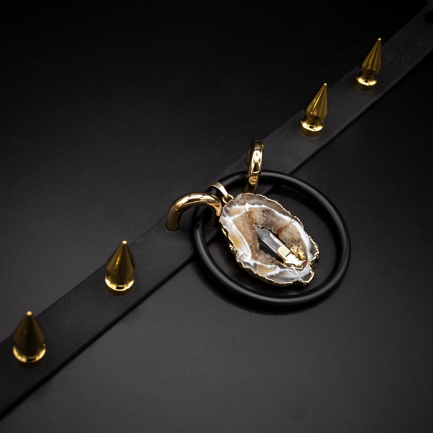 OGUN Collar